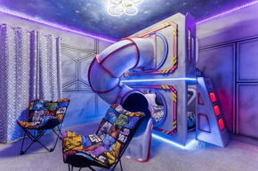 Warm 8 Bdrm Home with Private Pool at Encore